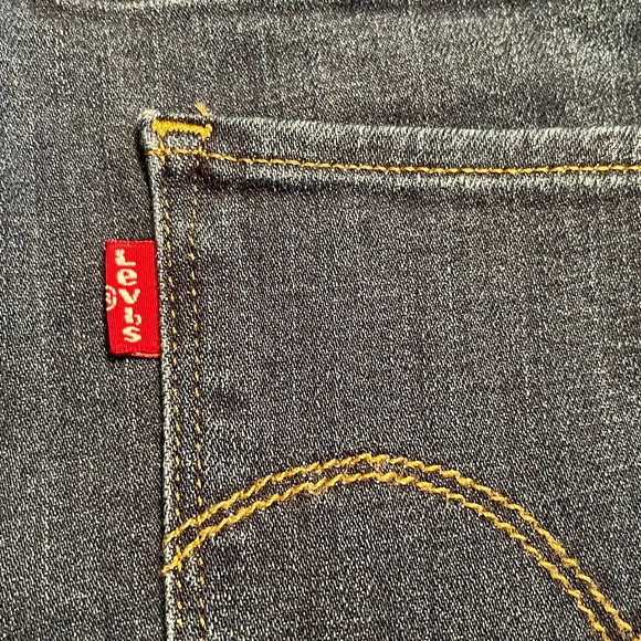 Levis 721 High Rise Skinny Distressed NWT Jeans Womens 24 WM S1104-1022 - Picture 5 of 10